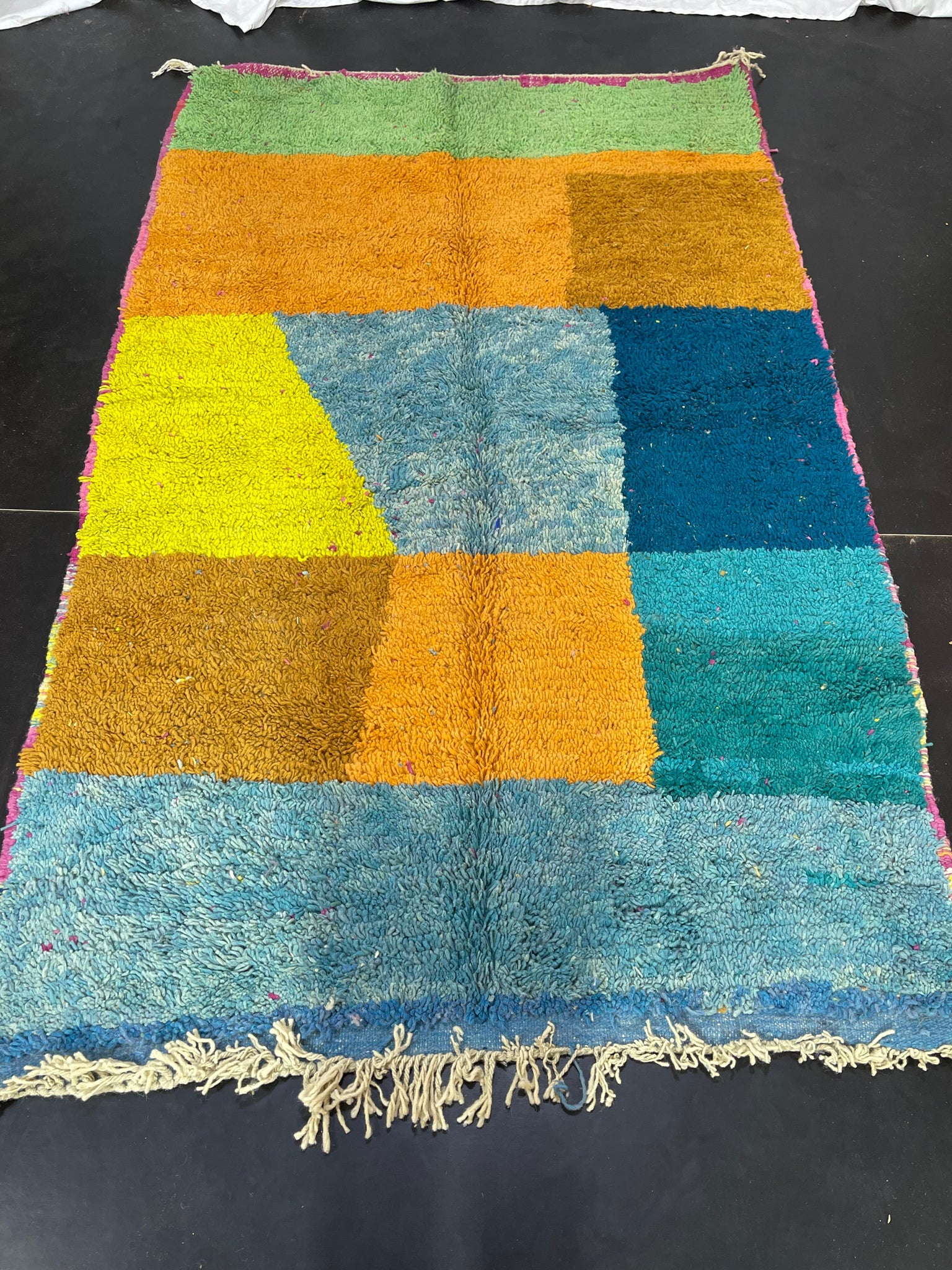 Amazing Moroccan Rug birou - craftkechbrand