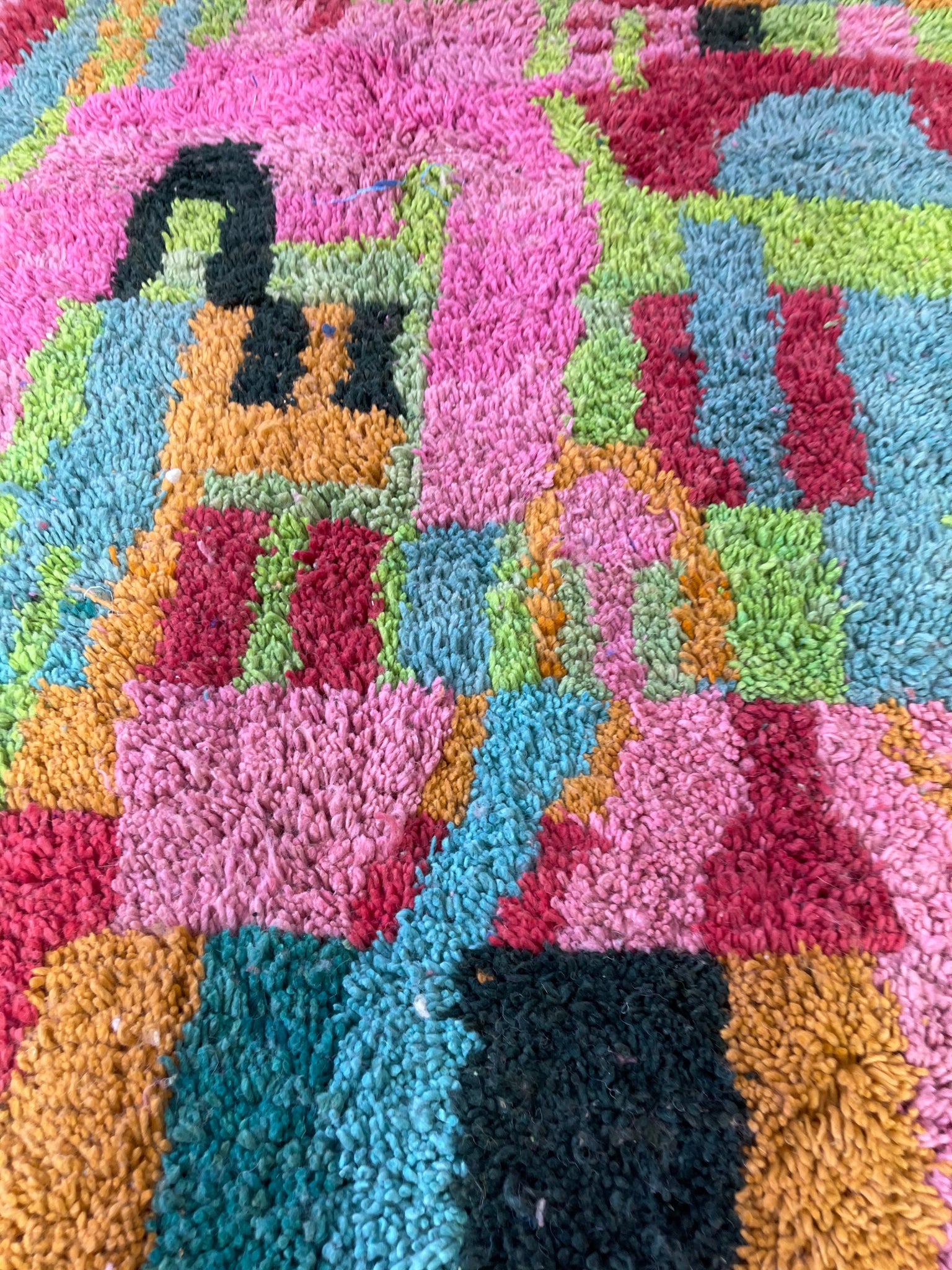 Fabulous Handmade Rug - craftkechbrand