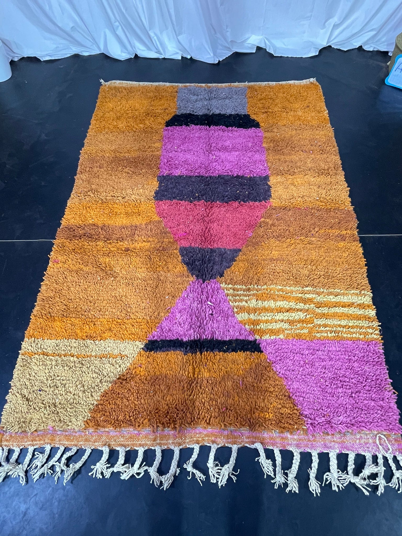 Fabulous Handmade Rug - craftkechbrand