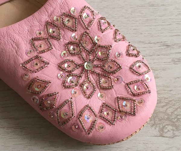 MOROCCAN BABOUCHE SLIPPERS – BABY PINK-SEQUINS - craftkechbrand